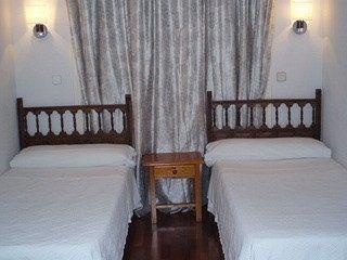 Hostal Castilla Madrid Luaran gambar