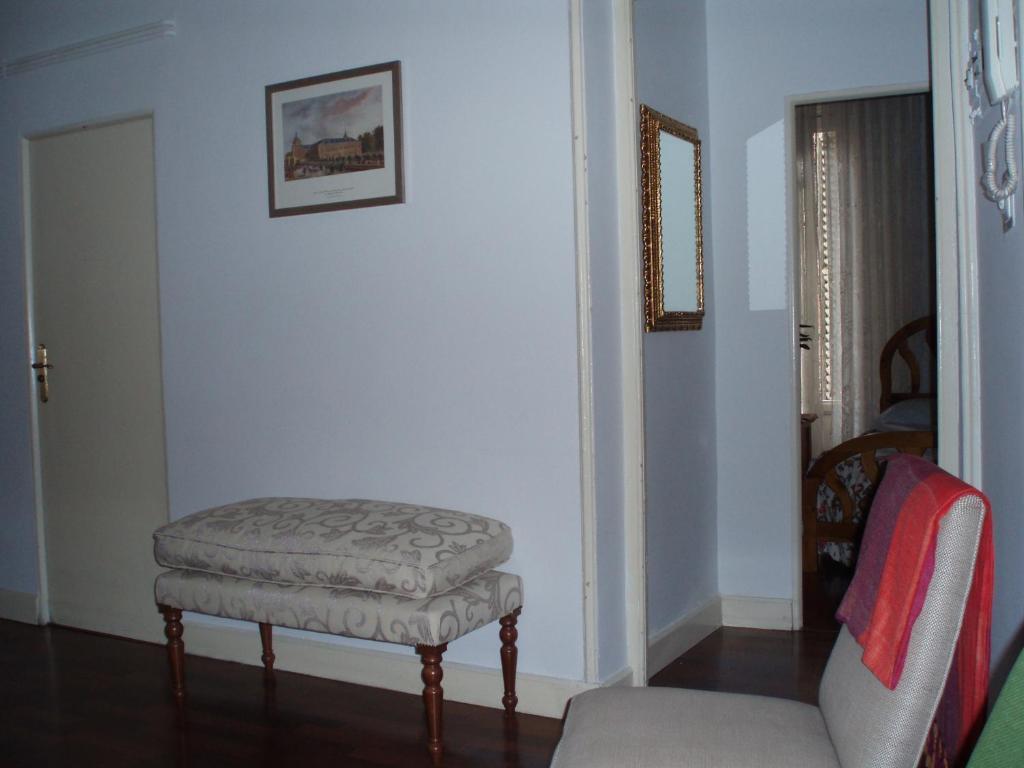 Hostal Castilla Madrid Bilik gambar